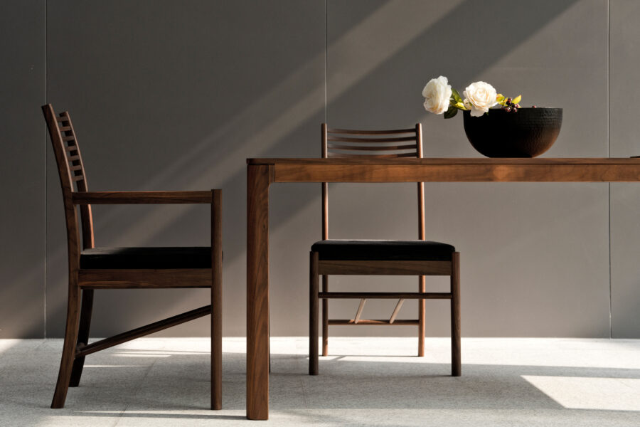 Pigeo Armchair