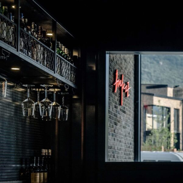 Breeze Bar